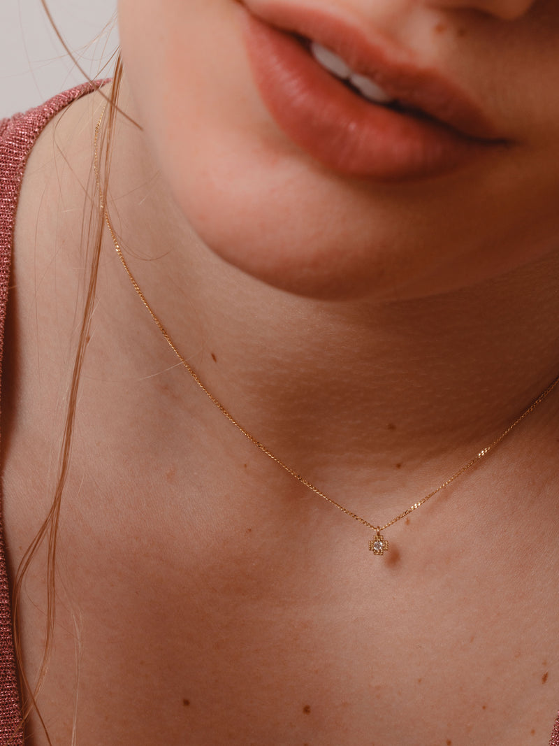 Necklace Lia little cross